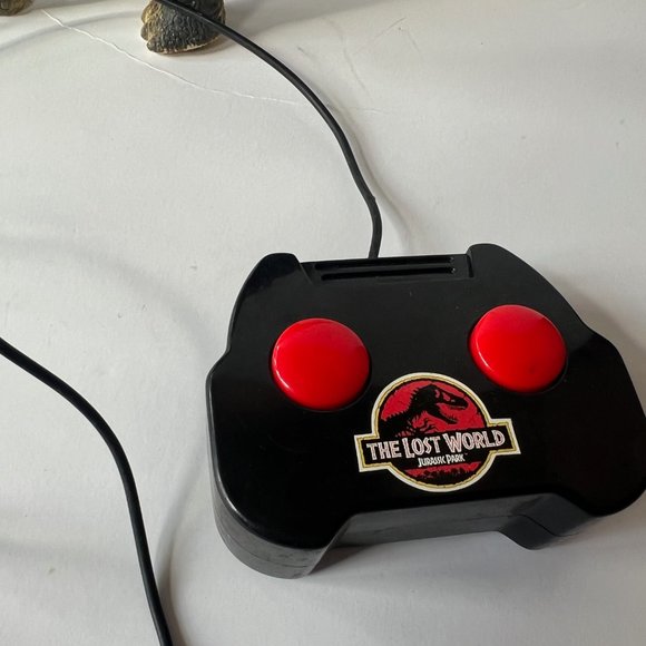 Vintage 1997 Lost World Remote Control Triceratops - Picture 2 of 8